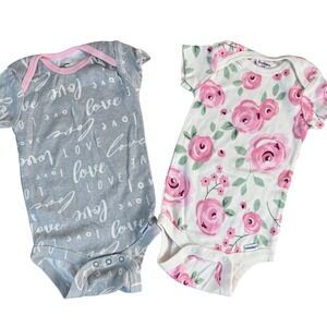 SALE Gerber Baby Girl Bodysuits 2 Pack 3-6 Months Love‎ Floral Short Sleeve